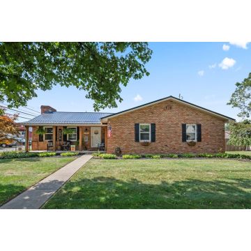 40 N 2ND ST Frankfort OH 45628 Residential