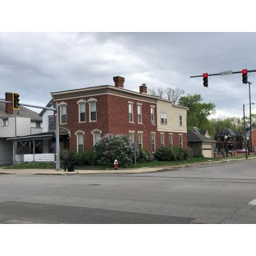 98&981/2 W Main  Street Chillicothe OH 45601 Residential