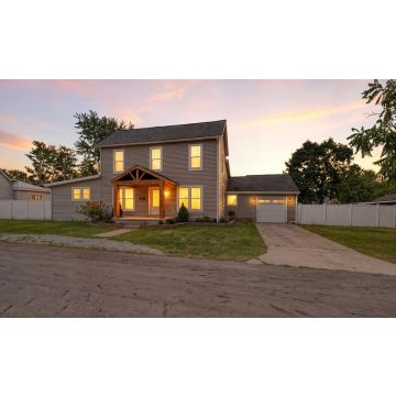 8 Fleetwood Ave Jackson OH 45640 Residential