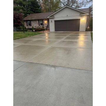 42 Applewood Drive Chillicothe OH 45601 Residential