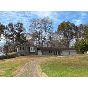 1261 Higby Road Chillicothe OH 45601 Residential