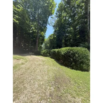 St. Rt. 327 Wellston OH 45692 Land